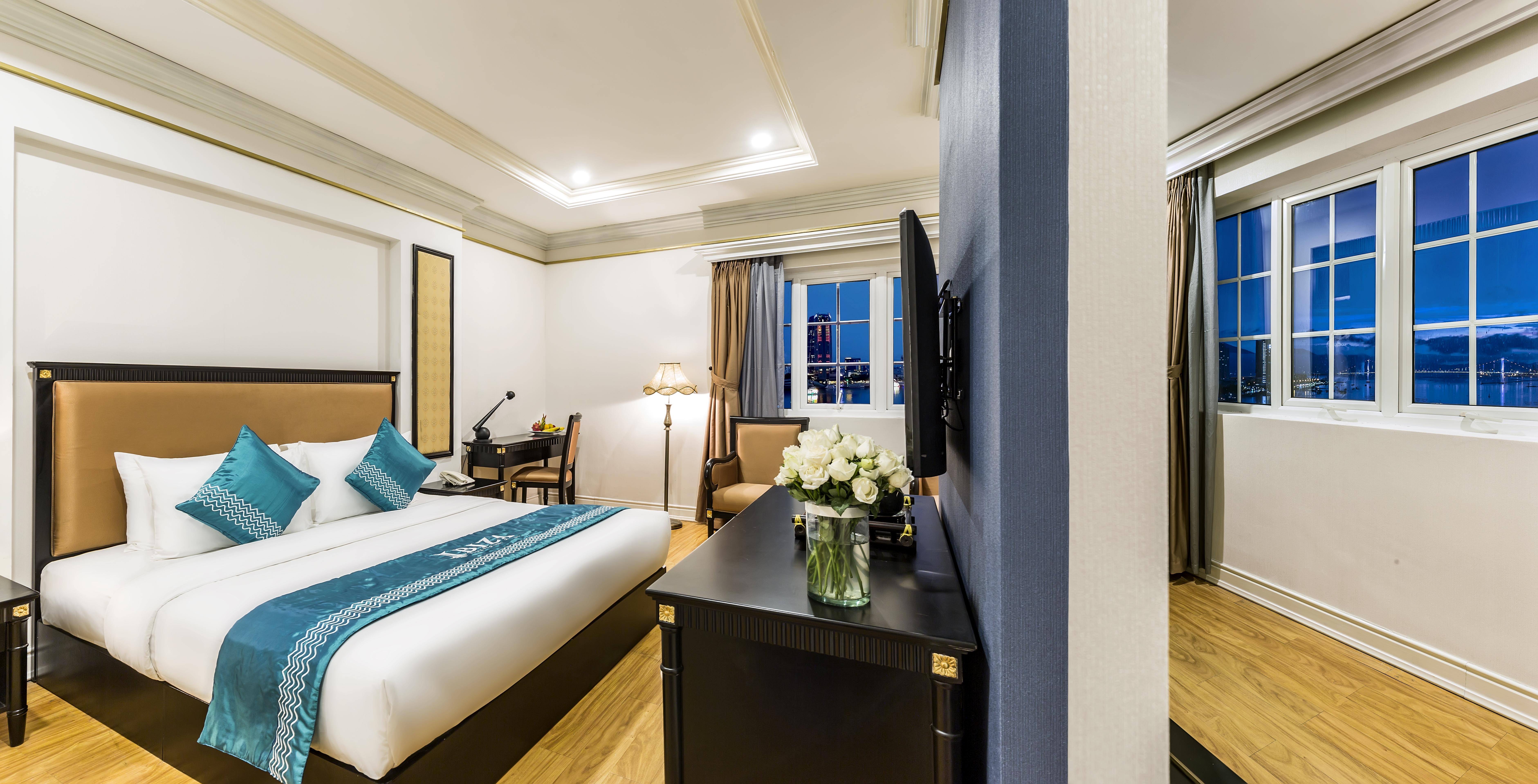 Ibiza Riverfront Da Nang Hotel Powered By Aston Екстер'єр фото