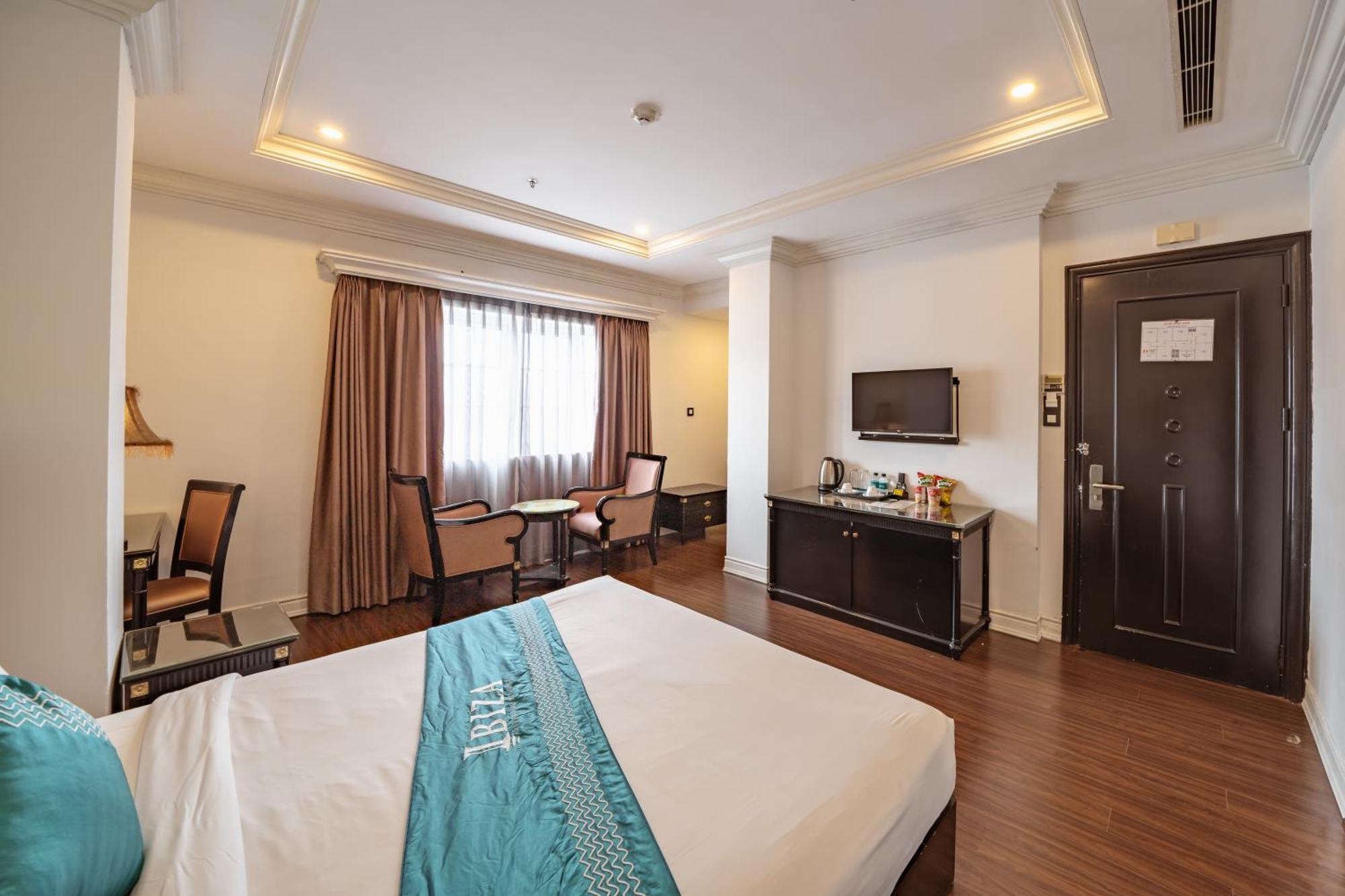 Ibiza Riverfront Da Nang Hotel Powered By Aston Екстер'єр фото