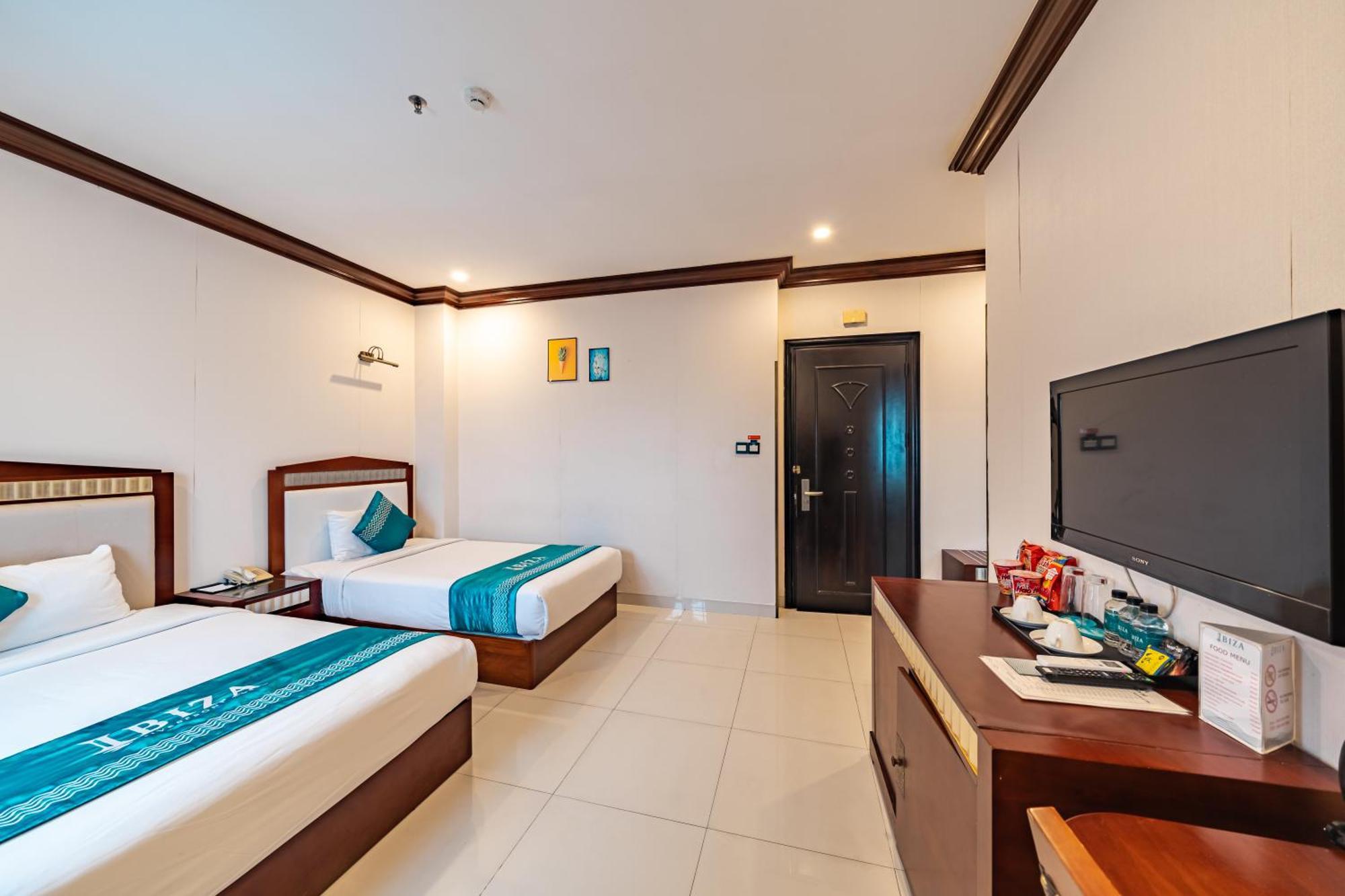Ibiza Riverfront Da Nang Hotel Powered By Aston Екстер'єр фото