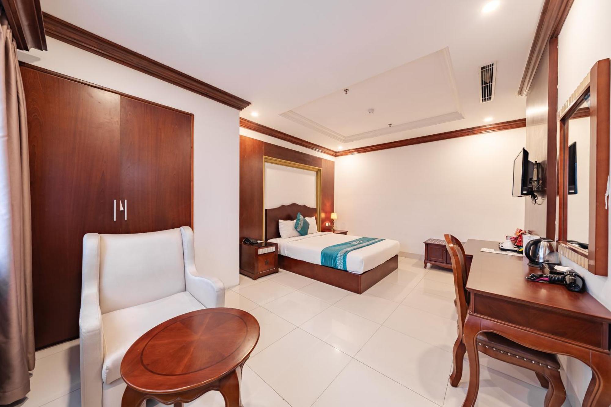 Ibiza Riverfront Da Nang Hotel Powered By Aston Екстер'єр фото