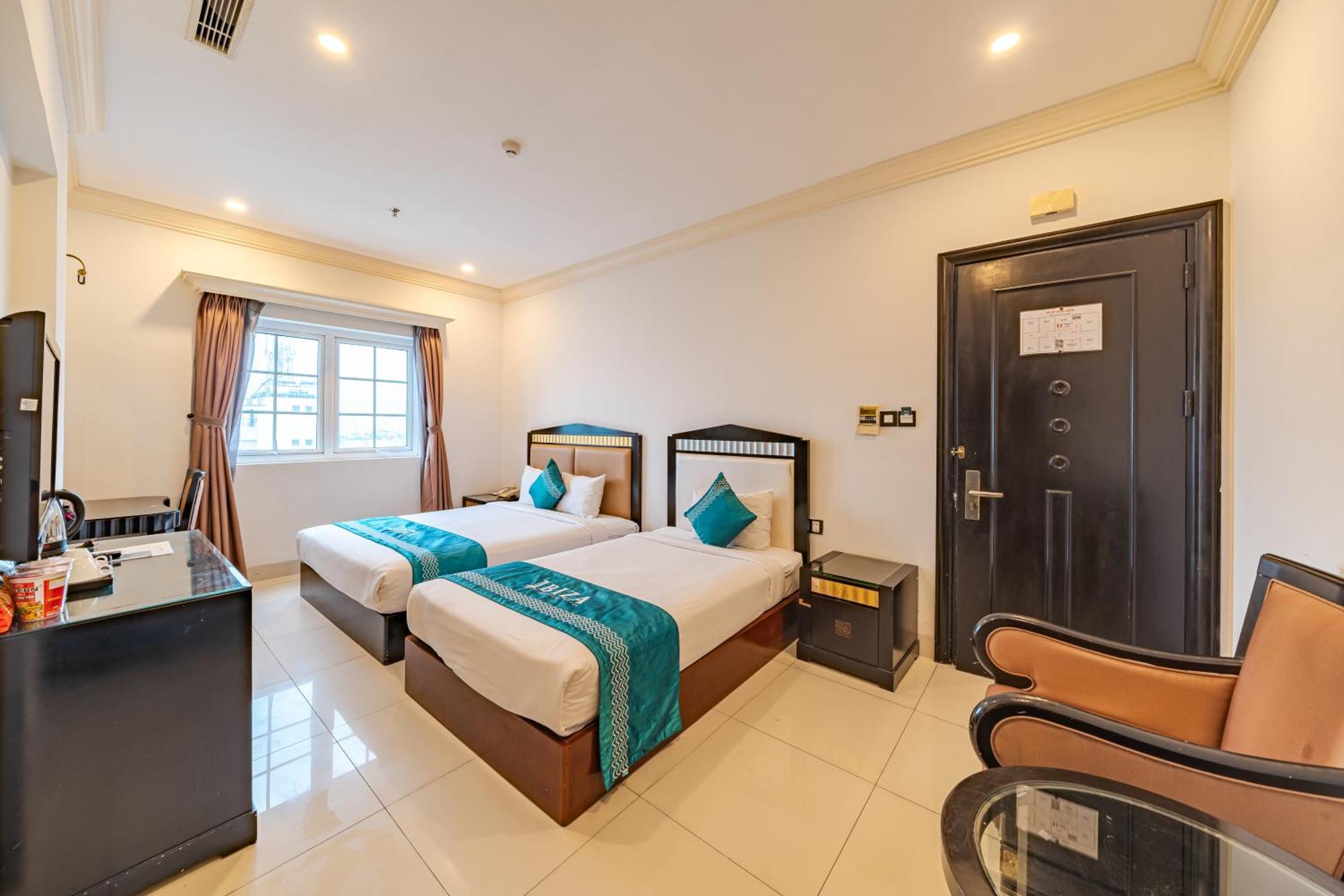 Ibiza Riverfront Da Nang Hotel Powered By Aston Екстер'єр фото