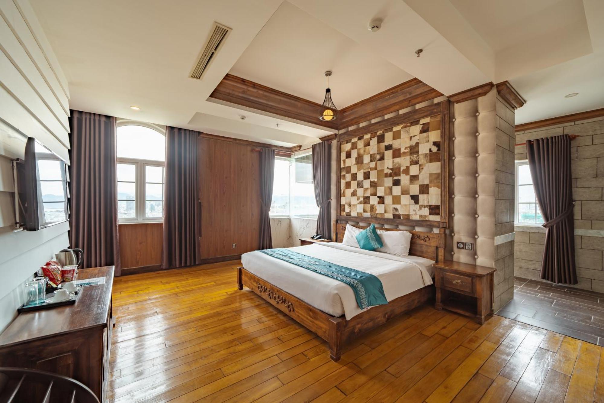 Ibiza Riverfront Da Nang Hotel Powered By Aston Екстер'єр фото